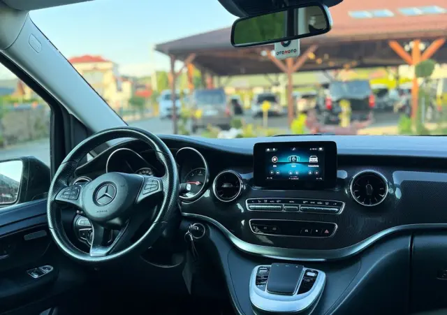 MERCEDES-BENZ Klasa V 