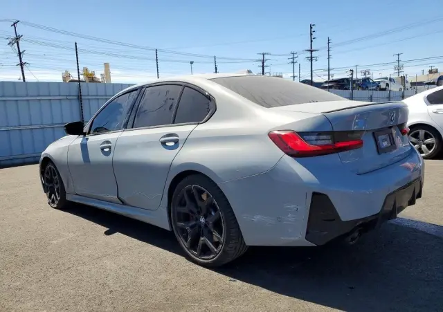 BMW Seria 3 330i Edition M Sport Shadow