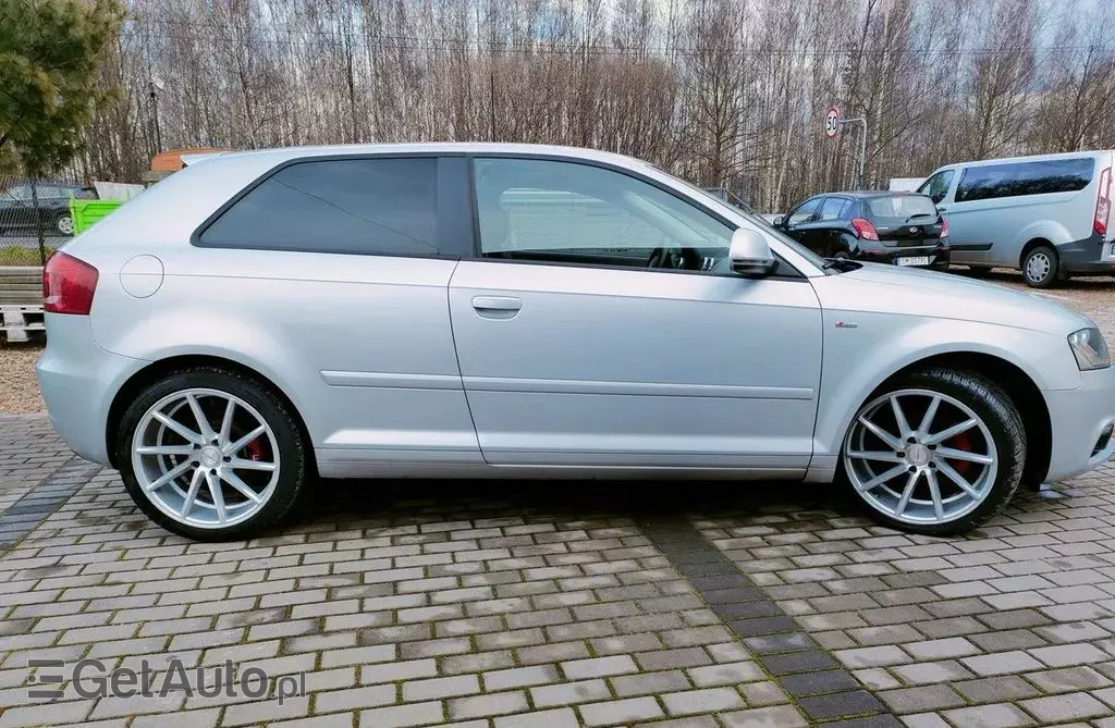 AUDI A3 