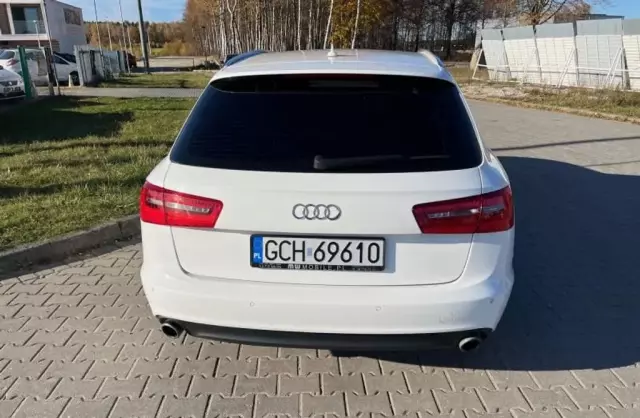 AUDI A6 