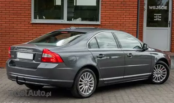 VOLVO S80 D5 Momentum