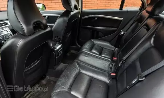 VOLVO S80 D5 Momentum