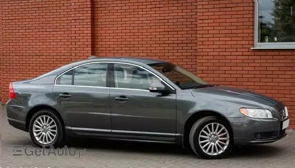 VOLVO S80 D5 Momentum