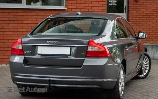 VOLVO S80 D5 Momentum