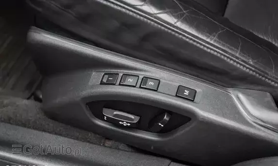 VOLVO S80 D5 Momentum