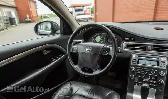 VOLVO S80 D5 Momentum