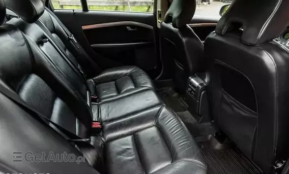 VOLVO S80 D5 Momentum