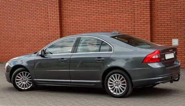 VOLVO S80 D5 Momentum