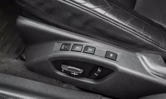 VOLVO S80 D5 Momentum