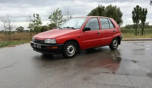 DAIHATSU Charade 