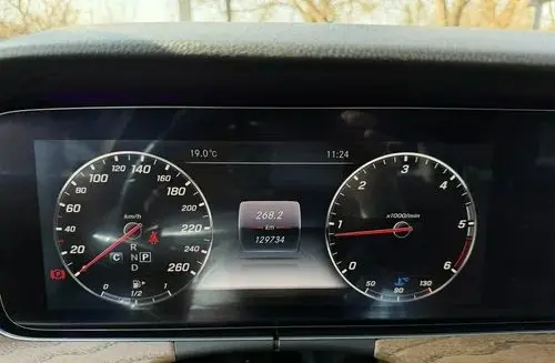 MERCEDES-BENZ Klasa E 