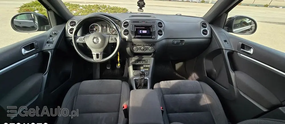 VOLKSWAGEN Tiguan 2.0 TDI SCR 4MOTION BlueMotion Technology Sport & Style