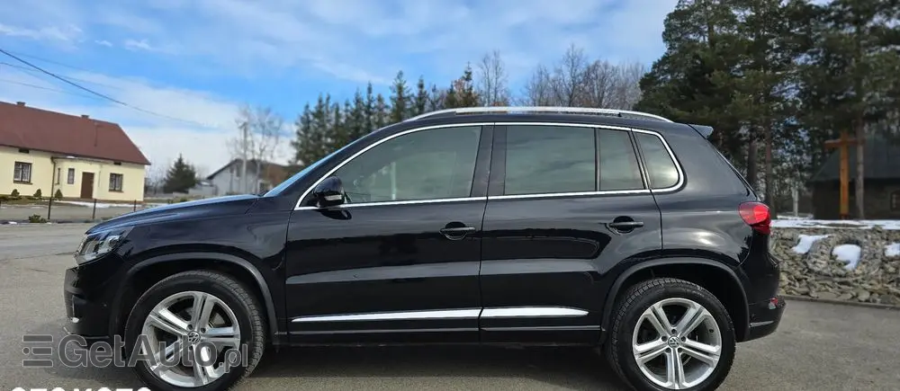 VOLKSWAGEN Tiguan 2.0 TDI SCR 4MOTION BlueMotion Technology Sport & Style