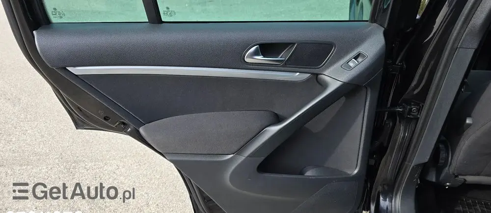 VOLKSWAGEN Tiguan 2.0 TDI SCR 4MOTION BlueMotion Technology Sport & Style