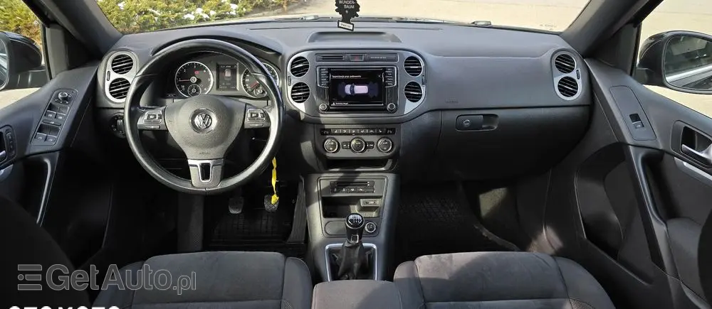 VOLKSWAGEN Tiguan 2.0 TDI SCR 4MOTION BlueMotion Technology Sport & Style