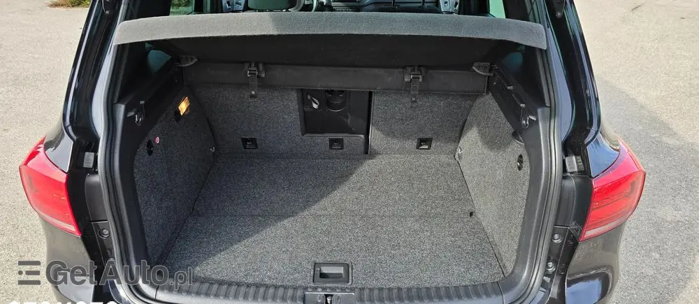 VOLKSWAGEN Tiguan 2.0 TDI SCR 4MOTION BlueMotion Technology Sport & Style