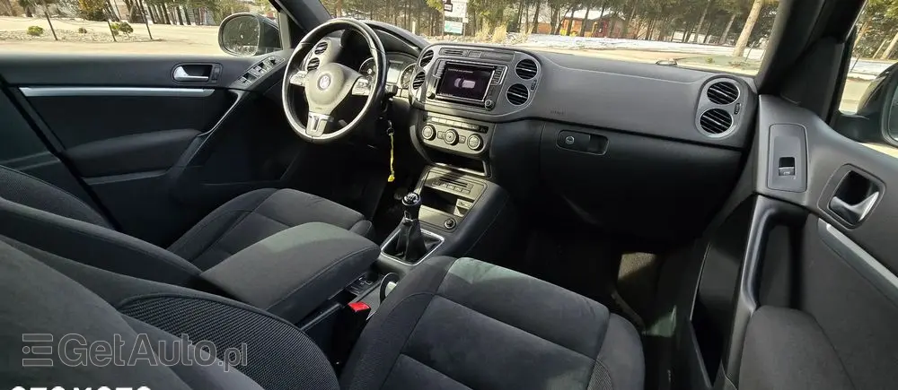 VOLKSWAGEN Tiguan 2.0 TDI SCR 4MOTION BlueMotion Technology Sport & Style