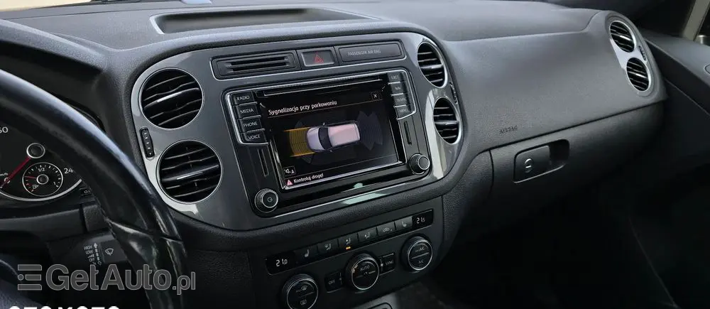 VOLKSWAGEN Tiguan 2.0 TDI SCR 4MOTION BlueMotion Technology Sport & Style