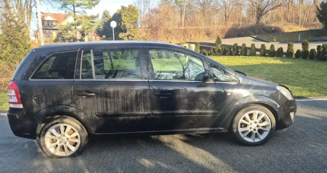 OPEL Zafira 1.6 Edition