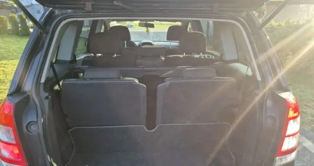 OPEL Zafira 1.6 Edition