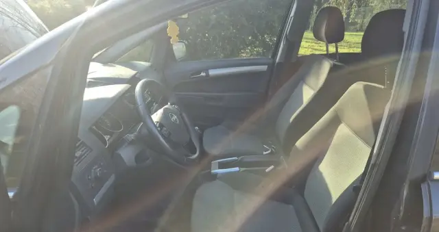 OPEL Zafira 1.6 Edition