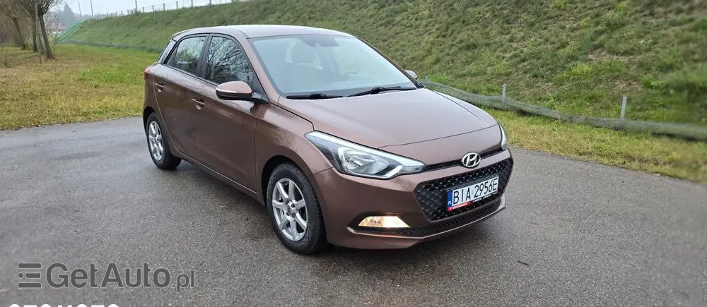 HYUNDAI I20 1.2 YES Silver