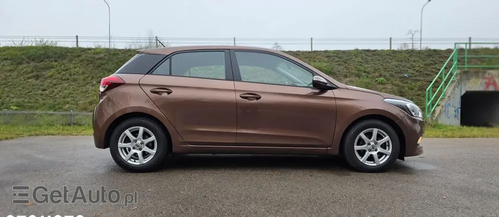 HYUNDAI I20 1.2 YES Silver