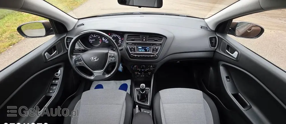 HYUNDAI I20 1.2 YES Silver