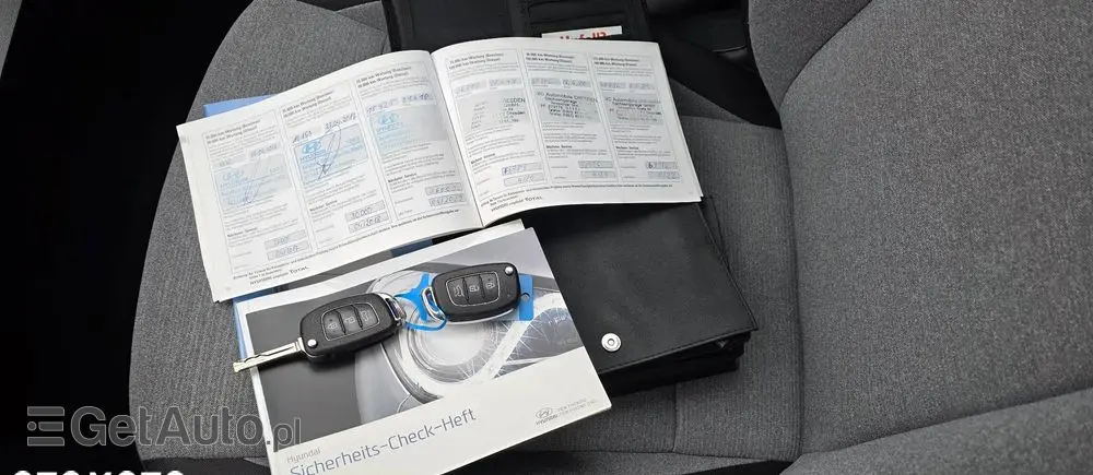 HYUNDAI I20 1.2 YES Silver