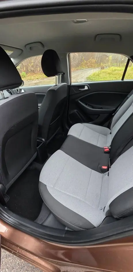 HYUNDAI I20 1.2 YES Silver