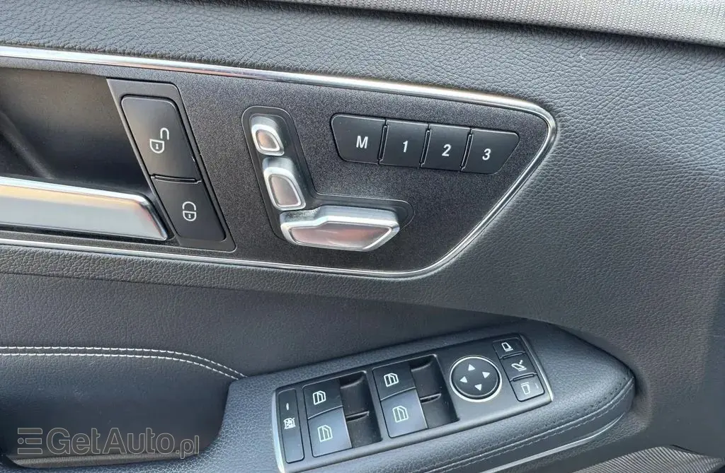 MERCEDES-BENZ Klasa E 