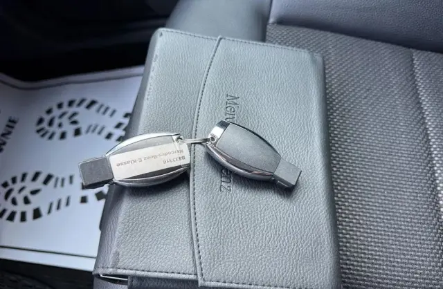 MERCEDES-BENZ Klasa E 