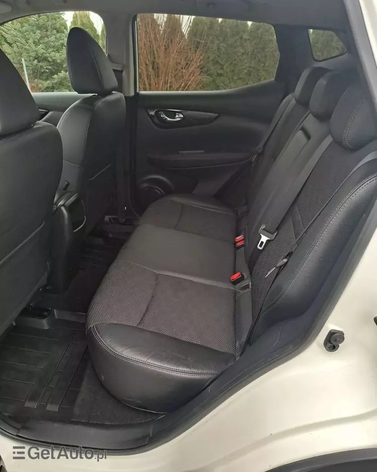 NISSAN Qashqai 1.2 DIG-T Acenta EU6