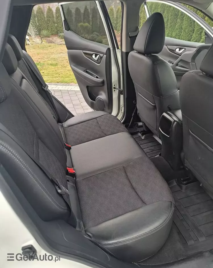 NISSAN Qashqai 1.2 DIG-T Acenta EU6