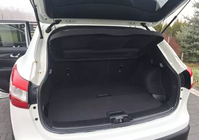 NISSAN Qashqai 1.2 DIG-T Acenta EU6