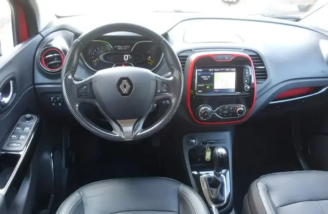 RENAULT Captur 