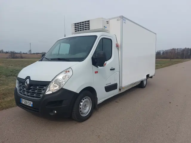 RENAULT Master 