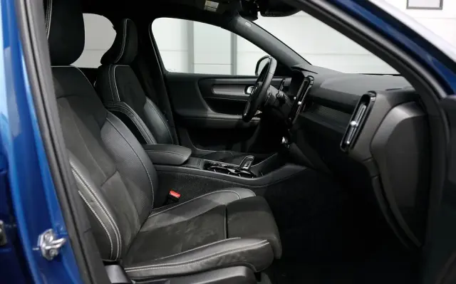 VOLVO XC 40 T5 AWD Geartronic R-Design