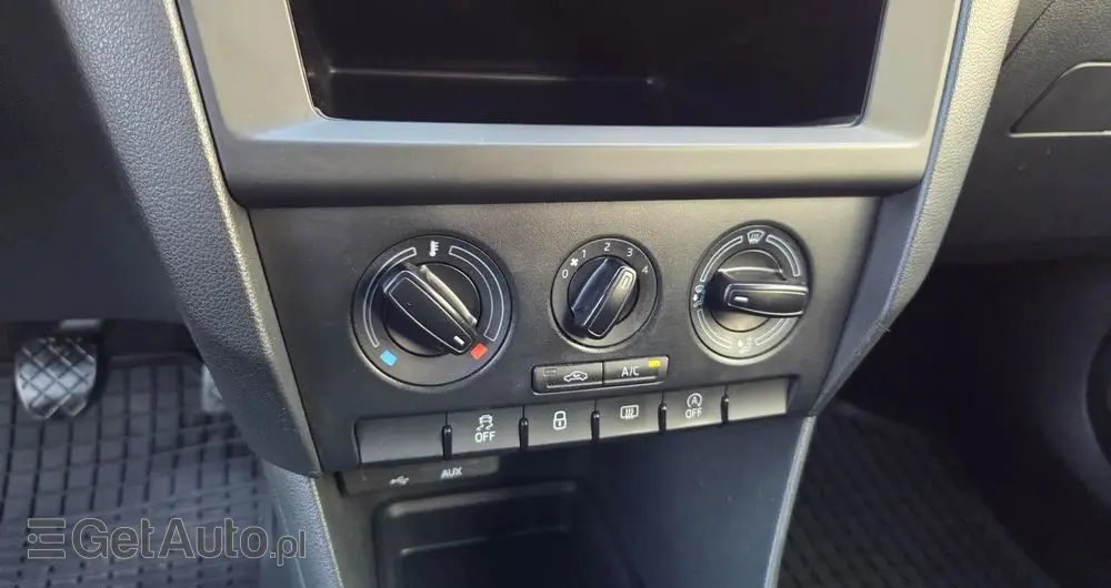 SKODA RAPID 1.2 TSI Active