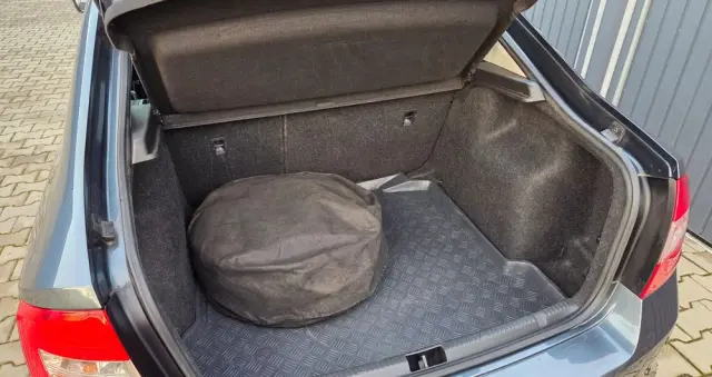 SKODA RAPID 1.2 TSI Active