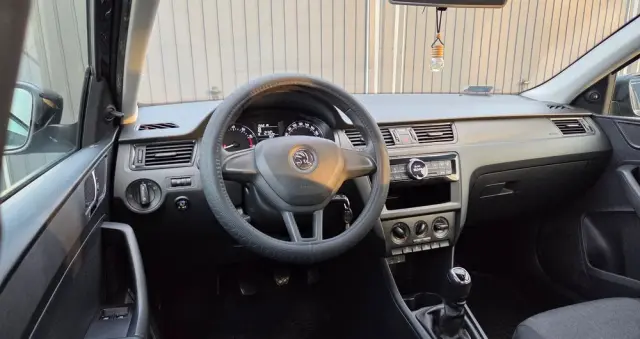 SKODA RAPID 1.2 TSI Active