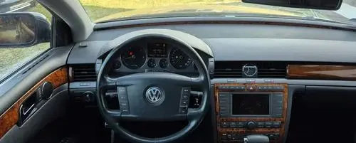 VOLKSWAGEN Phaeton 