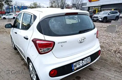 HYUNDAI I10 