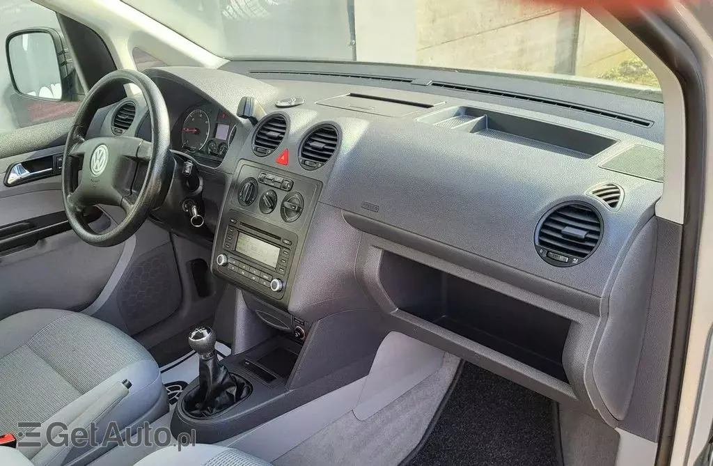 VOLKSWAGEN Caddy 