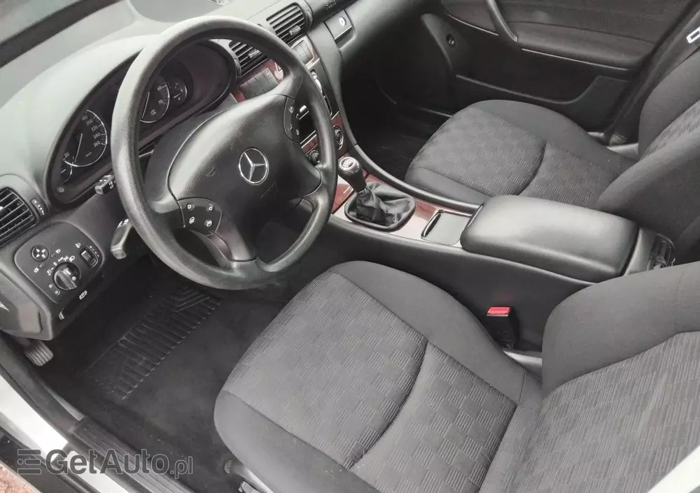 MERCEDES-BENZ Klasa C 180 Kompressor Elegance