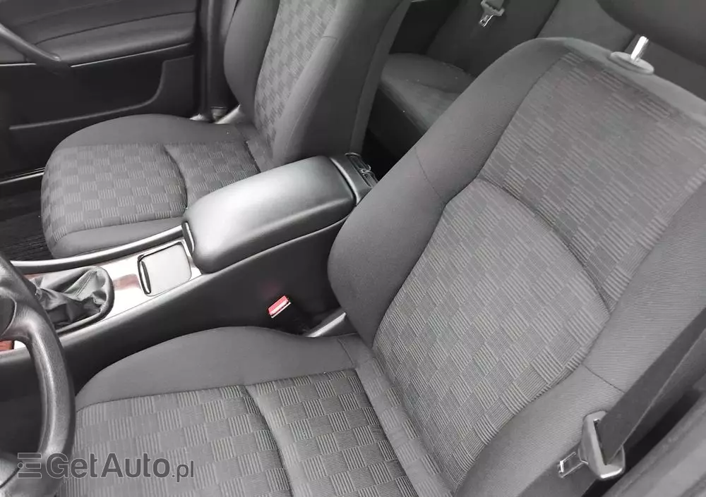 MERCEDES-BENZ Klasa C 180 Kompressor Elegance