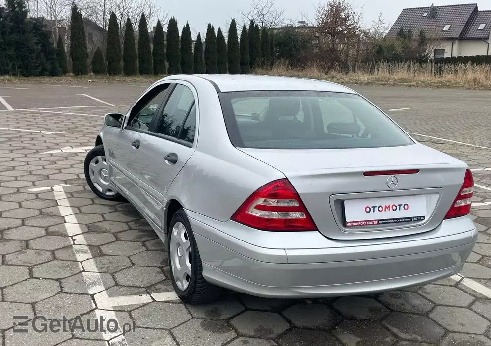 MERCEDES-BENZ Klasa C 180 Kompressor Elegance