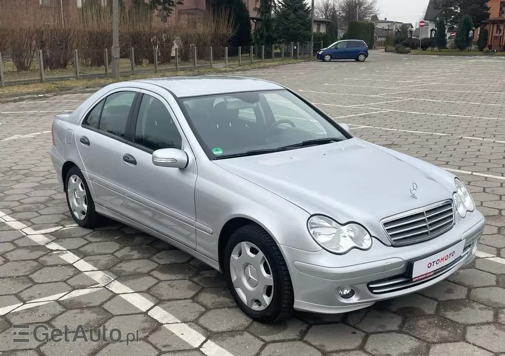 MERCEDES-BENZ Klasa C 180 Kompressor Elegance