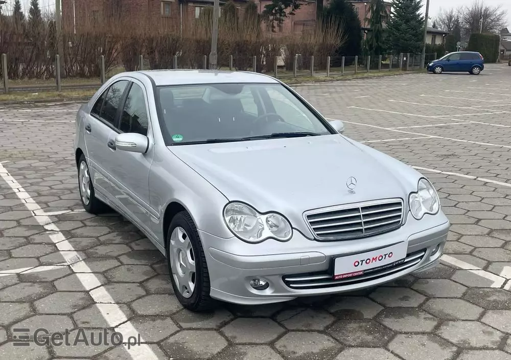MERCEDES-BENZ Klasa C 180 Kompressor Elegance