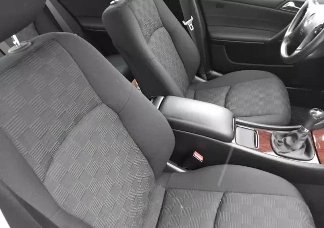 MERCEDES-BENZ Klasa C 180 Kompressor Elegance